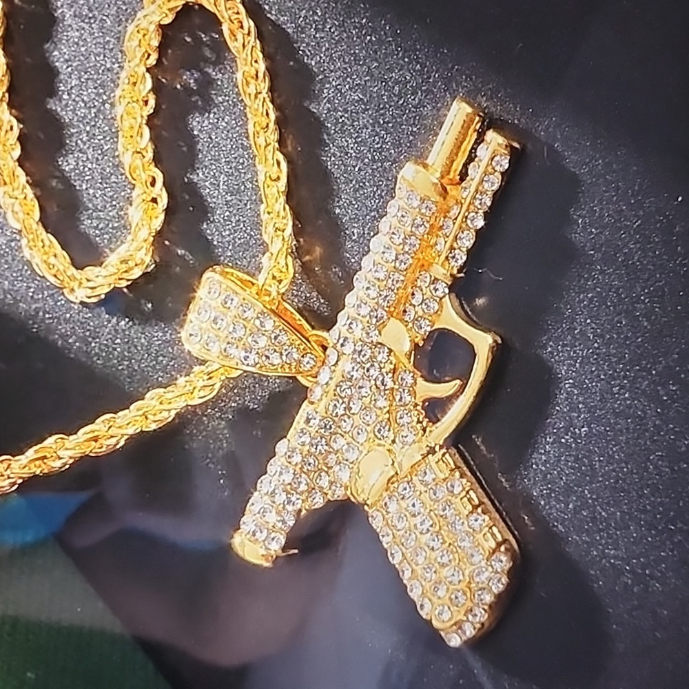 NWT Rhinestone Gun Necklace - Picture 2 of 6
